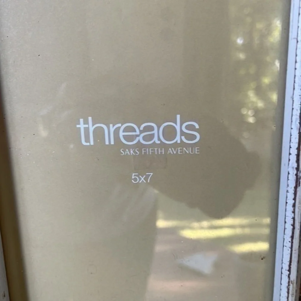 Threads Saks fifth avenue, 5 x 7 picture frame fall leaves wooden